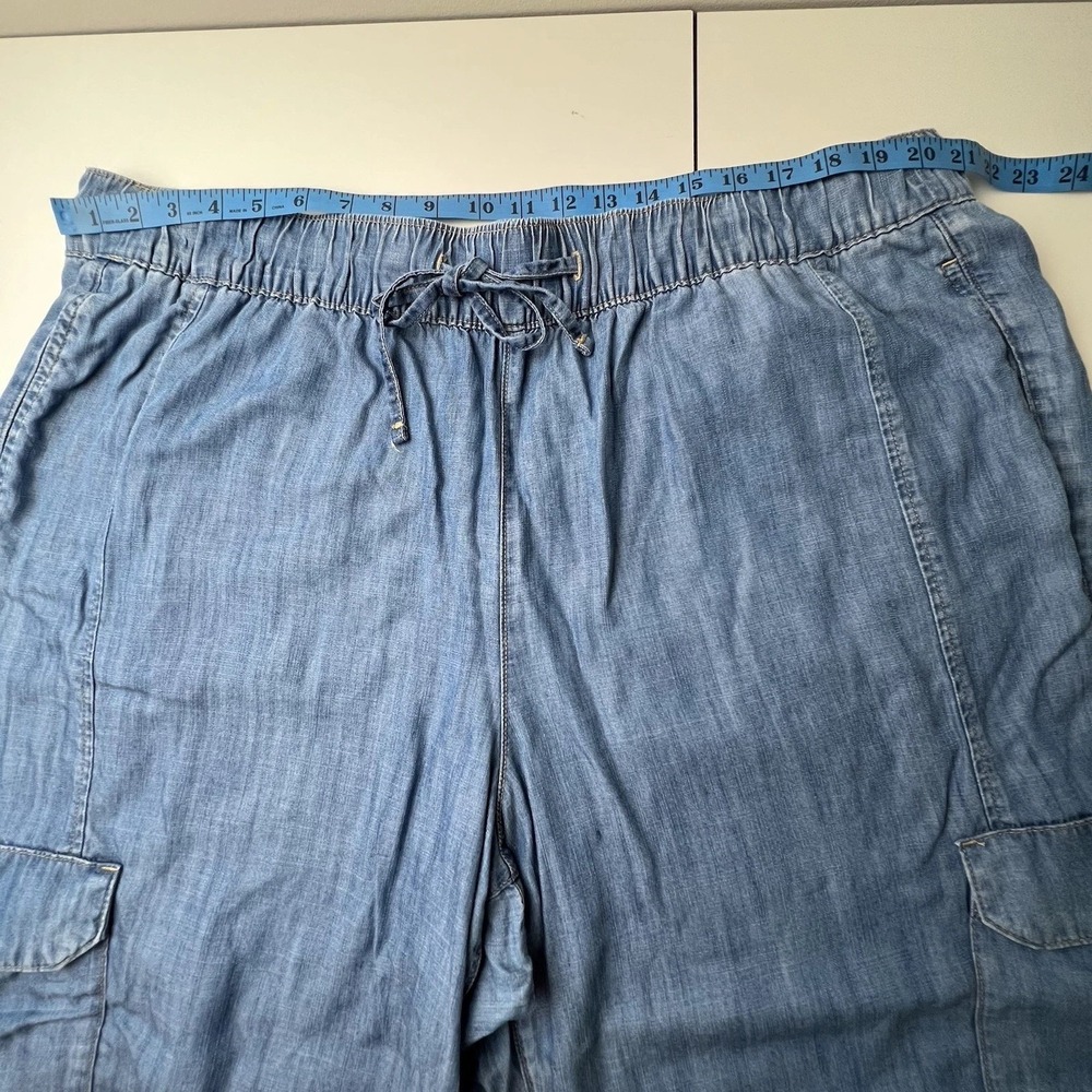 Lane Bryant Plus 22 High Rise Pull On Cargo Crop Jean Jogger - Picture 10 of 16